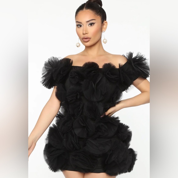 Fashion Nova Dresses & Skirts - floral tulle dress